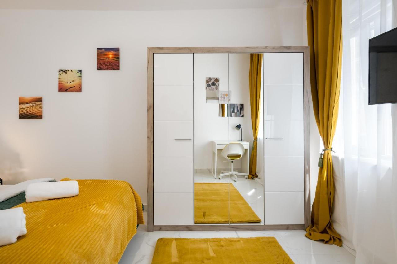 Light-Monza-Unirii Apartment Bucharest Exterior photo